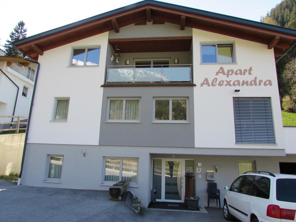 Apart Alexandra Ischgl Exterior photo